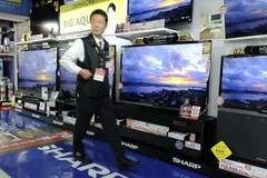 Kỹ sư Trung Quốc lĩnh 12 năm tù vì chèn ảnh xe tăng lên truyền hình