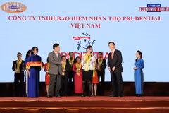 Prudential nhận danh hiệu Công ty bảo hiểm nhân thọ hàng đầu Việt Nam