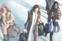 Anh tìm kiếm ba nữ sinh nghi tới Syria tham gia lực lượng IS