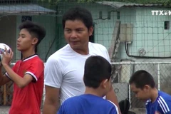 Văn Chương đang cố trở lại với bóng đá với dự án “Trại hè ước mơ.”