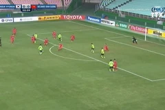 Bình Dương phải nhận thất bại 0-2 trước Jeonbuk tại AFC Champions League.