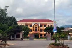 Thu hồi quyết định thu bằng của Phó Chủ tịch UBND thị trấn Mộ Đức