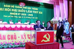 Đại hội Đảng bộ thành phố Sóc Trăng bầu trực tiếp Bí thư Thành ủy. (Ảnh: Trung Hiếu/TTXVN)