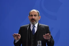 Thủ tướng Armenia Nikol Pashinyan phát biểu tại một cuộc họp báo ở Berlin, Đức. (Ảnh: AFP/TTXVN)