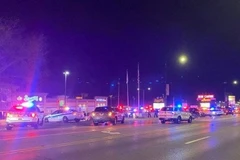 Cảnh sát triển khai tại hiện trường vụ nổ súng. (Nguồn: usatoday.com)