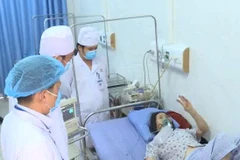 [Video] 27/2 đặc biệt của các chiến binh tuyến đầu chống COVID-19