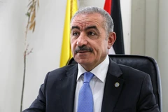 Thủ tướng Palestine Mohammad Shtayyeh. (Ảnh: AFP/TTXVN)