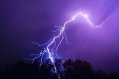 Đắk Lắk: Sét đánh khiến một phụ nữ đang làm việc trên rẫy tử vong