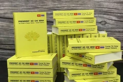 Phiên bản tiếng Anh của cuốn sách “Chủ tịch Hồ Chí Minh: người đặt nền móng cho quan hệ Việt Nam - Thái Lan hiện đại” vừa được hoàn thành. (Ảnh: Hữu Kiên/TTXVN)