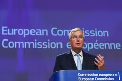 Trưởng đoàn đàm phán thương mại hậu Brexit của EU Michel Barnier phát biểu tại cuộc họp báo ở Brussels, Bỉ ngày 21/8/2020. (Ảnh: AFP/TTXVN)