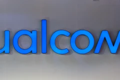 Biểu tượng Qualcomm tại Triển lãm điện tử tiêu dùng (CES) ở Las Vegas, Nevada, Mỹ, ngày 12/1/2018. (Ảnh: AFP/TTXVN)