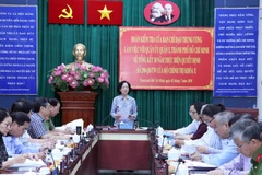 Ủy viên Bộ Chính trị, Bí thư Trung ương Đảng, Trưởng Ban Dân vận Trung ương phát biểu tại buổi làm việc với Quận ủy quận 5, Thành phố Hồ Chí Minh, sáng 2/7. (Ảnh: Xuân Khu/TTXVN)