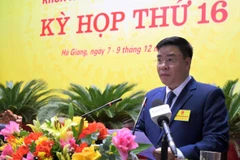 Đồng chí Hoàng Gia Long, Phó Chủ tịch UBND tỉnh Hà Giang phát biểu nhận nhiệm vụ. (Ảnh: Minh Tâm/TTXVN)