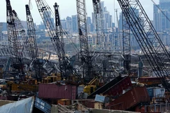 Đống đổ nát sau vụ nổ tại cảng Beirut, Liban, ngày 14/8/2020. (Ảnh: THX/TTXVN)