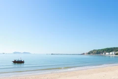 Bãi biển thuộc xã Nghi Thiết, huyện Nghi Lộc - nơi sẽ xây dựng Cảng nước sâu Cửa Lò. (Nguồn: baonghean.vn)