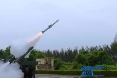 Hệ thống Tên lửa phòng không phản ứng nhanh QRSAM. (Nguồn: deccanchronicle.com)