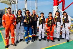 Cán bộ, nhân viên ngành dầu khí. (Ảnh: PV/Vietnam+)