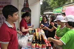 Nhiều hàng hóa có mức ưu đãi giảm giá lên đến 100% trong Tháng Khuyến mại tập trung quốc gia 2020. (Ảnh: Đức Duy/Vietnam+)