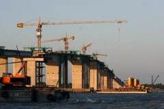 Sắp hoàn thành công trình cầu Cổ Chiên nối Bến Tre với Trà Vinh 