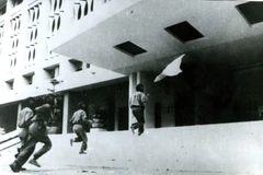 [News Game] Nhìn lại chiến thắng lịch sử mùa Xuân năm 1975