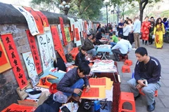 [Video] Nhiều ông đồ chưa đạt yêu cầu cho chữ đầu Xuân 