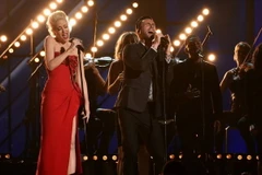 [Photo] Cận cảnh dàn sao tỏa sáng tại lễ trao giải Grammy lần thứ 57
