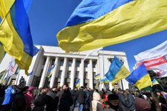 IMF: Ukraine phải đạt thỏa thuận tái cơ cấu nợ trước tháng Sáu