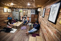 Càphê Tượng - điểm hẹn nổi tiếng của dân kiến trúc Sài thành