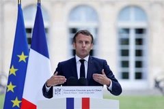 Tổng thống Pháp Emmanuel Macron phát biểu tại thủ đô Paris, Pháp. (Ảnh: AFP/TTXVN)