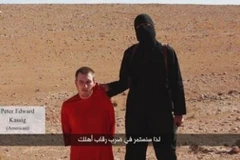 Chân dung "John Thánh chiến" chuyên hành quyết con tin IS