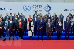 Đại diện các quốc gia chụp ảnh chung tại Hội nghị lần thứ 25 các bên tham gia Công ước khung của Liên hợp quốc về biến đổi khí hậu (COP 25), Madrid của Tây Ban Nha, ngày 2/12. (Ảnh: THX/TTXVN)