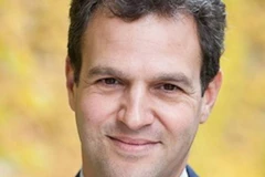 Cố vấn đối ngoại cấp cao nhất của Thủ tướng Canada từ chức