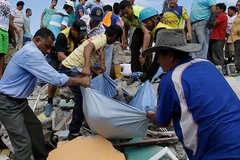 Cảnh hoang tàn sau trận động đất kinh hoàng ở Ecuador