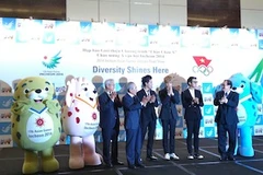 Nhóm nhạc JYJ là một trong đại sứ thiện chí cho Á vận hội lần thứ 17. (Ảnh: Quỳnh Trang/Vietnam+)