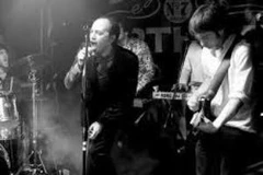 Ban nhạc Poni Hoax hội ngộ khán giả Việt trong đêm nhạc "Oh là la." (Ảnh: BTC)