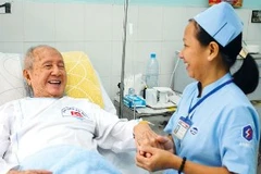 6 phụ nữ Việt Nam được thỏa thuận làm việc chăm sóc người già khi xuất khẩu lao động. Ảnh minh họa (Nguồn: Internet)