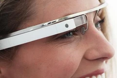 Kính công nghệ cao Google Glasses. (Nguồn: techradar.com)