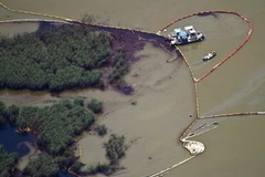Diện tích dầu loang trên vịnh Mexico đã mở rộng gấp 3 lần trong vòng một tháng. (Nguồn: Reuters) 