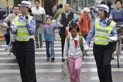 Triển khai nhân viên an ninh và cảnh sát tại các trường học của Trung Quốc. (Nguồn: Getty Images)
