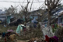 Cảnh tàn phá do bão Phailin gây ra tại Gopalpur ngày 13/10. (Nguồn: AFP/TTXVN)