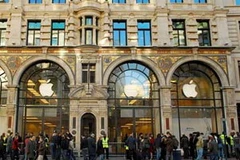 Cửa hàng của “Quả táo cắn dở” trên phố Regent, London. (Nguồn: guardian.co.uk)