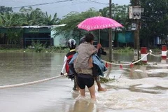 Mưa lũ vẫn tiếp diễn tại Khánh Hòa. (Ảnh: Đoàn Quang Đức/TTXVN)