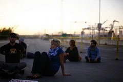 Người biểu tình phong tỏa cảng Oakland. (Nguồn: Getty Images)