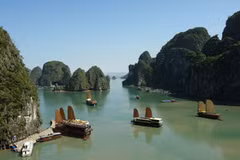 Vịnh Hạ Long. (Ảnh: Tiến Dũng/TTXVN)