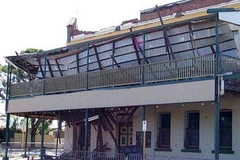 Một khách sạn ở thị trấn mỏ Kalgoorlie-Boulder bị hư hại sau trận động đất. (Nguồn: theaustralian.com.au)