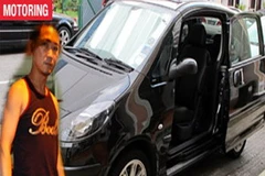 Leonard Se cùng chiếc xe của mình. (Nguồn: Internet)