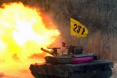 Xe tăng của quân đội Hàn Quốc tham gia tập trận bắn đạn thật. (Nguồn: AFP/TTXVN)
