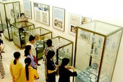 Trưng bày cổ vật tại Bảo tàng thành phố Cần Thơ. (Nguồn: baoanhdatmui.vn)