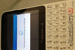 BlackBerry 10 “R-Series.” (Nguồn: BlackBerryOS.com)