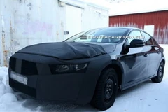 Volvo S60 saloon trên đường chạy thử. (Nguồn: carscoop.blogspot.com)